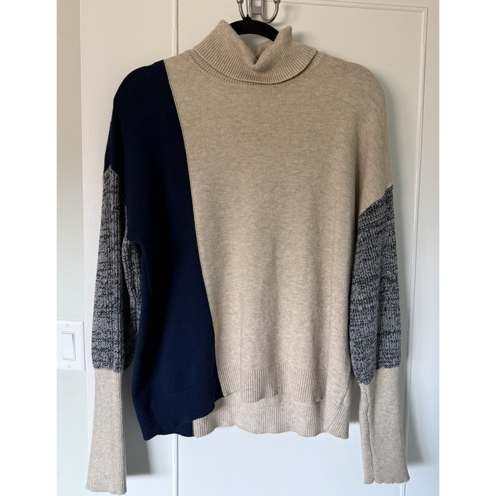 Evolution by Cyrus Colorblock Turtleneck Sweater Navy Beige C992177 Womens Sz L
